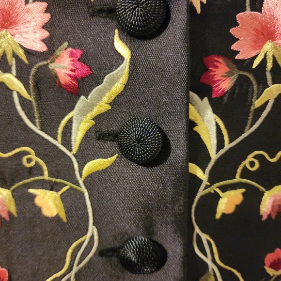 1990's Rickie Freeman for Teri Jon Black Silk Blend Jacket W/Colorful Embroidery - Picture 9 of 10